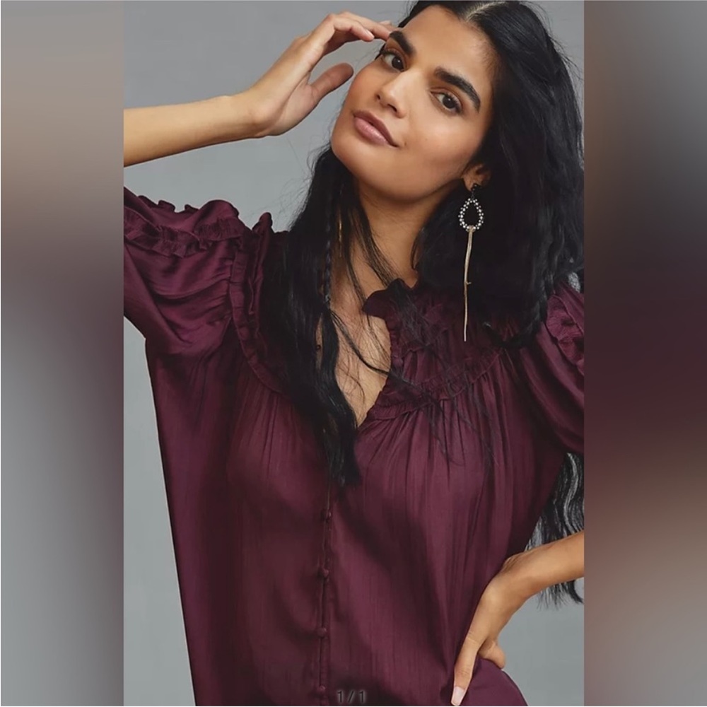 ISO Anthropologie shirred short sleeve peasant blouse 1X plum green black